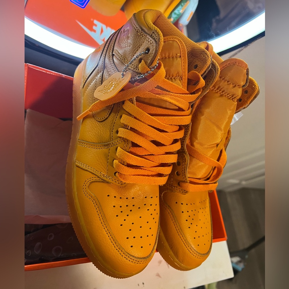 Brand new in box Gatorade collab with Jordan